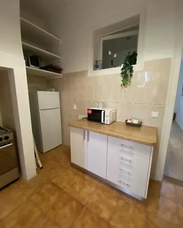 Apartment Center Gm *